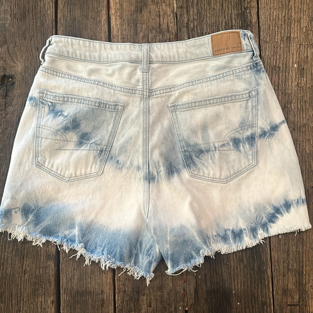 American Eagle Outfitters Blue Tie-Dye Jean Shorts - Picture 3 of 6